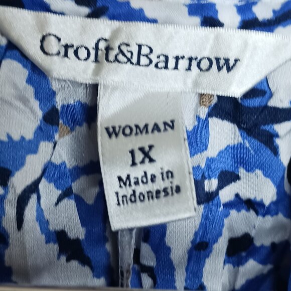 Croft & Barrow Women's Blue & White Short Sleeve Blouse/ Top size 1X - Picture 3 of 9
